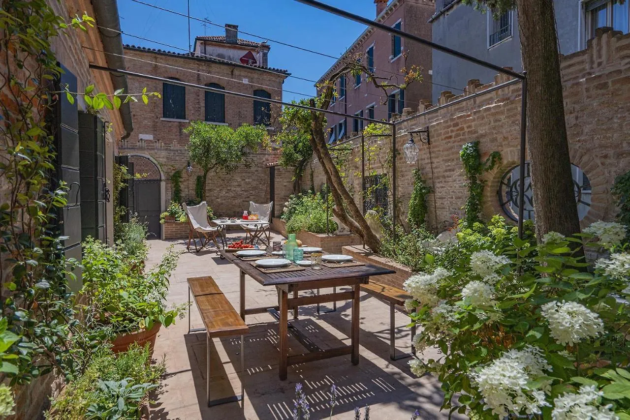 Ca' Minore Secret Garden Venecia Apartamento
